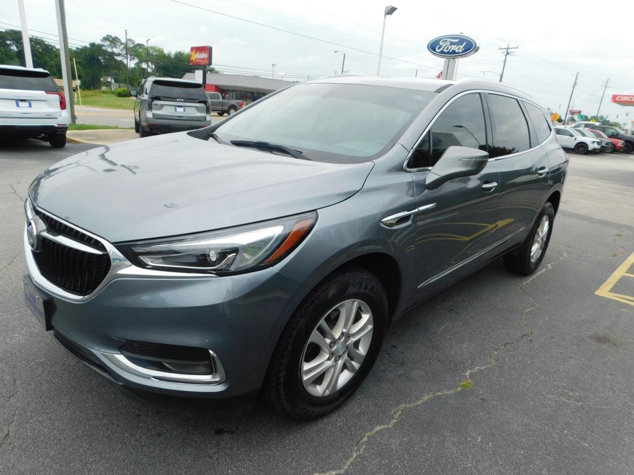 Buick Enclave  2020