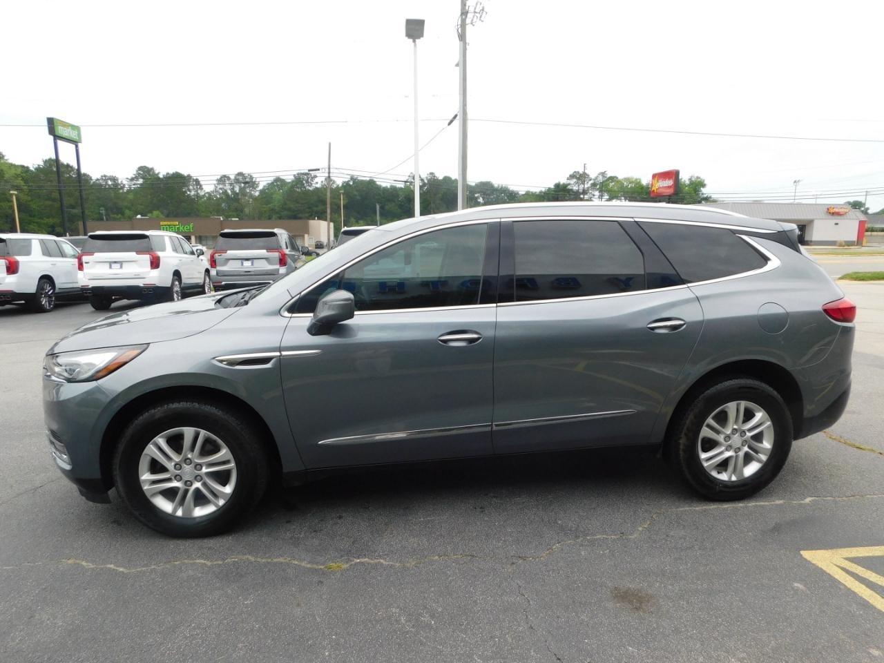 Buick Enclave  2020