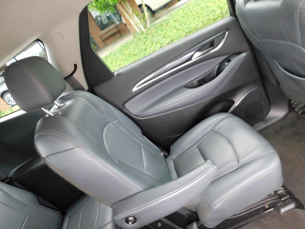 Buick Enclave  2020