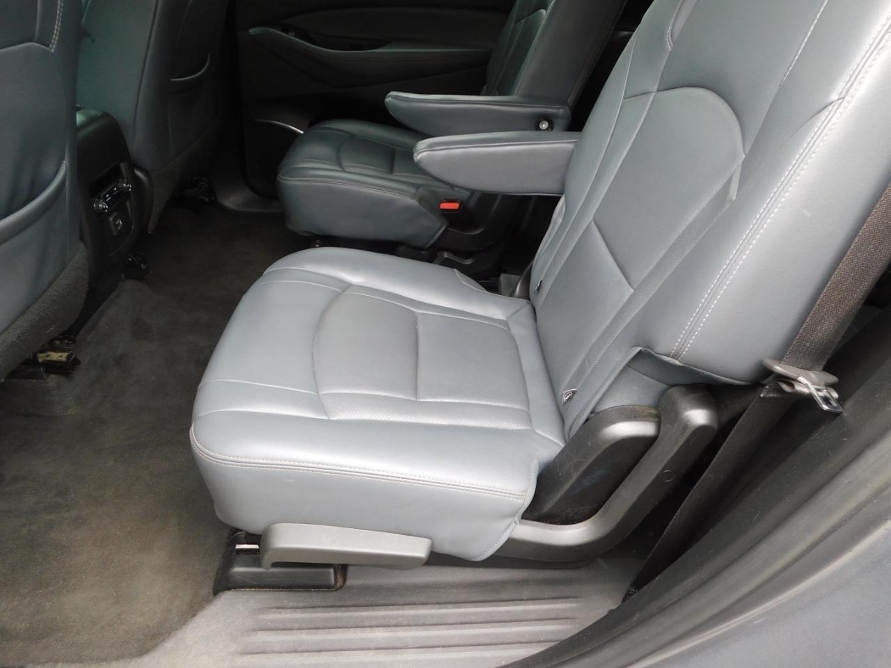 Buick Enclave  2020