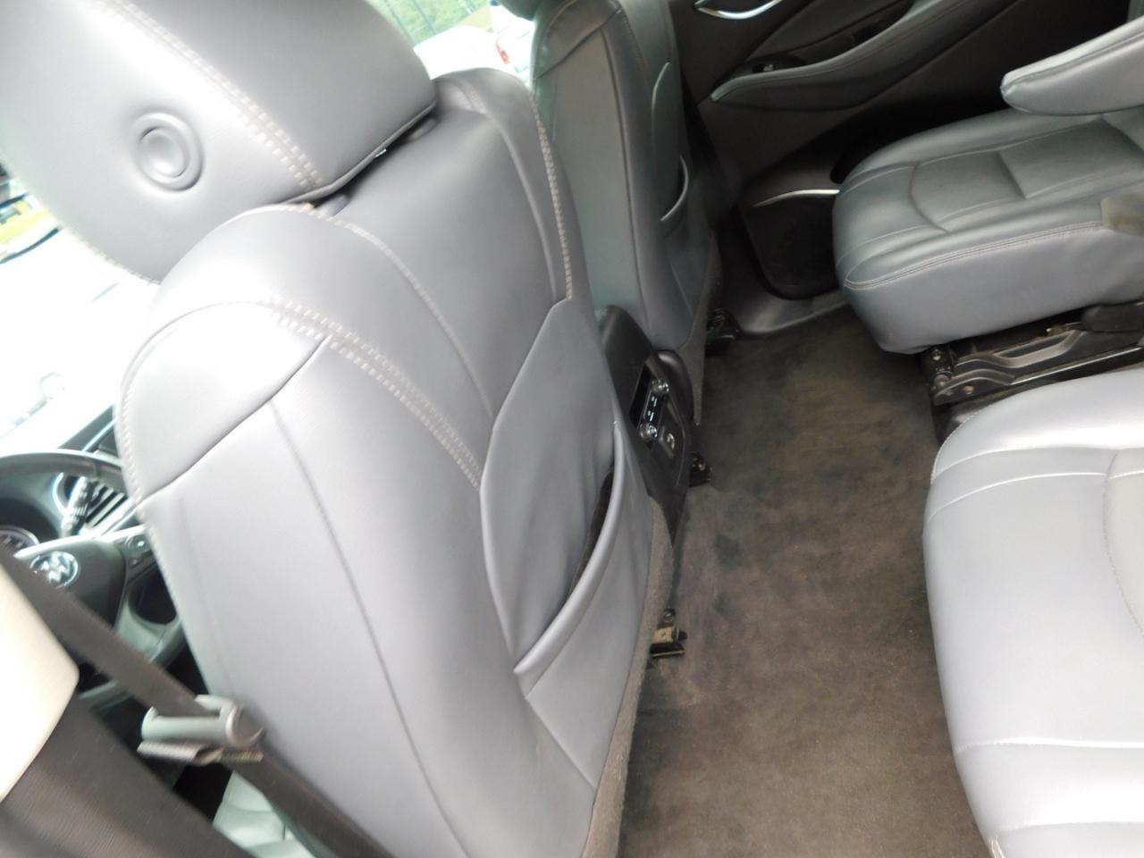 Buick Enclave  2020