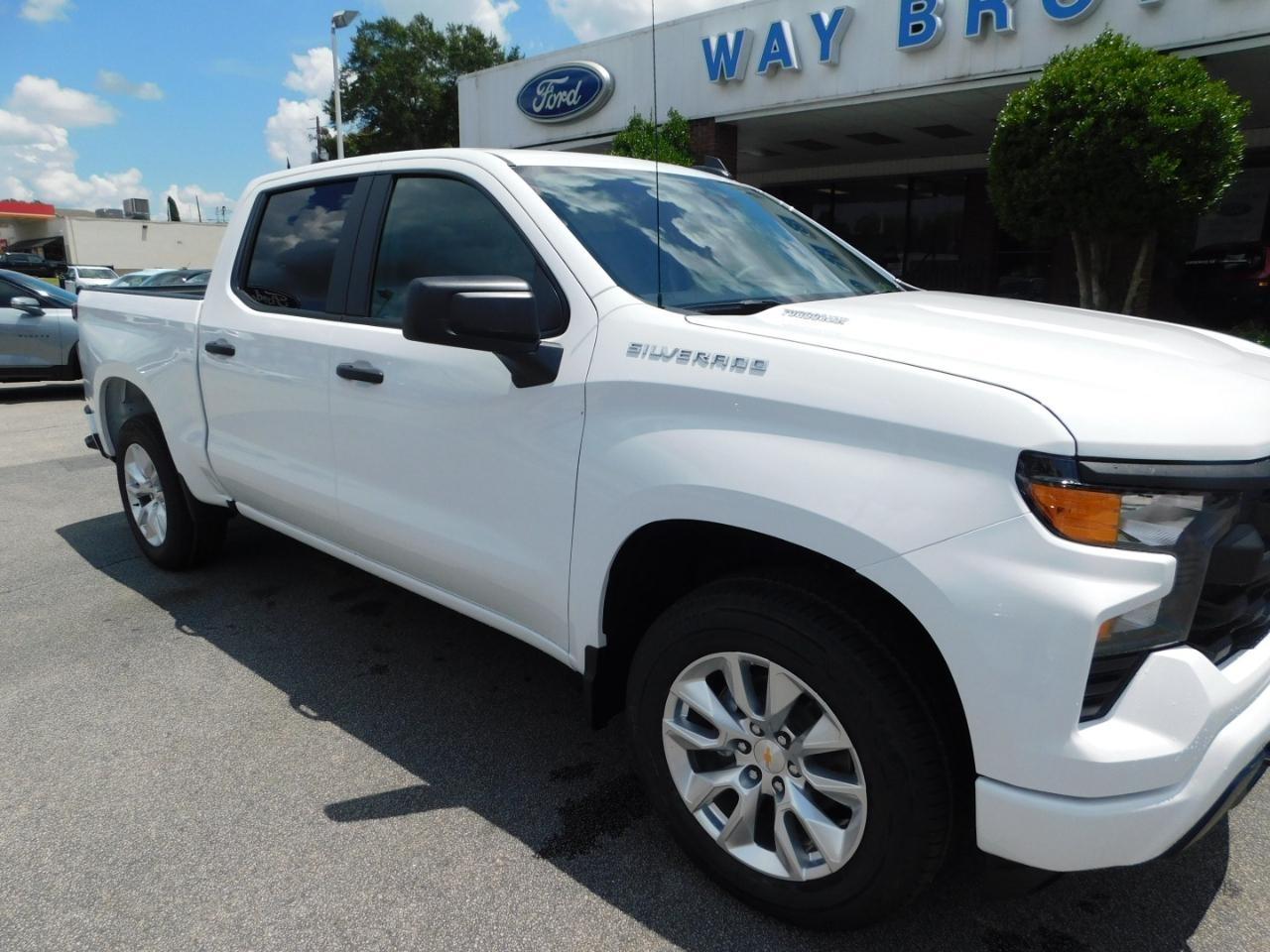 Chevrolet Silverado 1500  2026