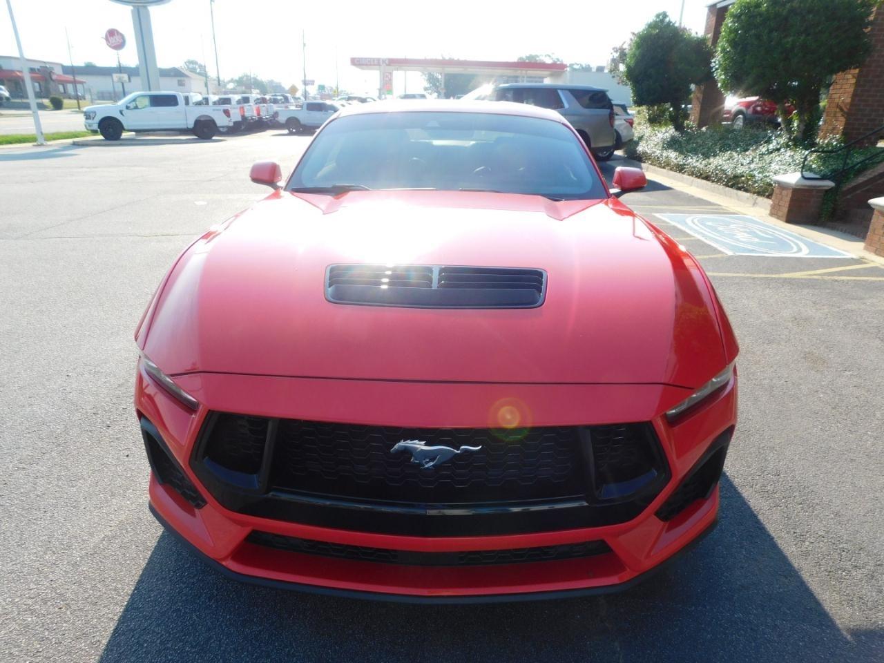 Ford Mustang  2024