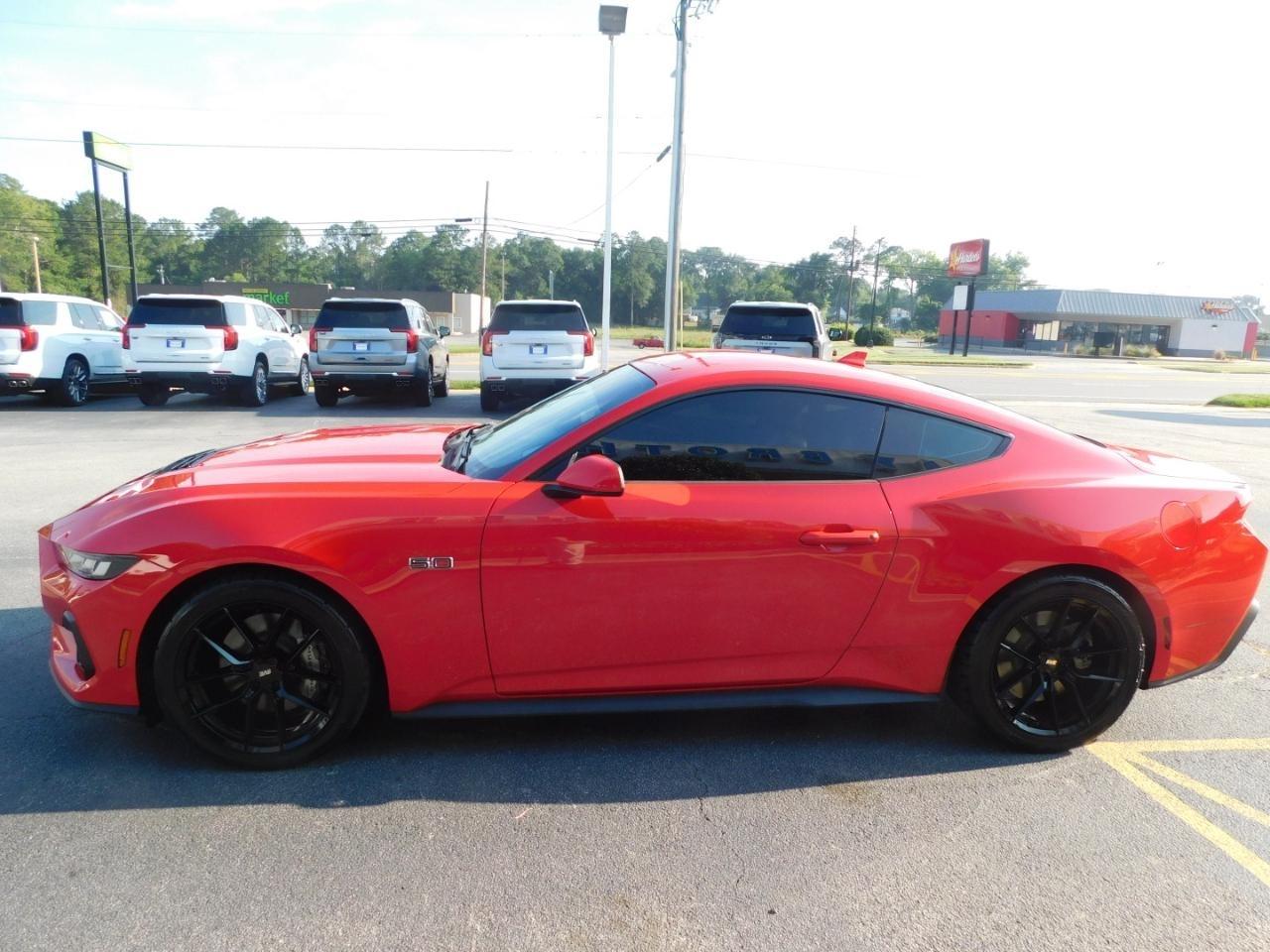 Ford Mustang  2024