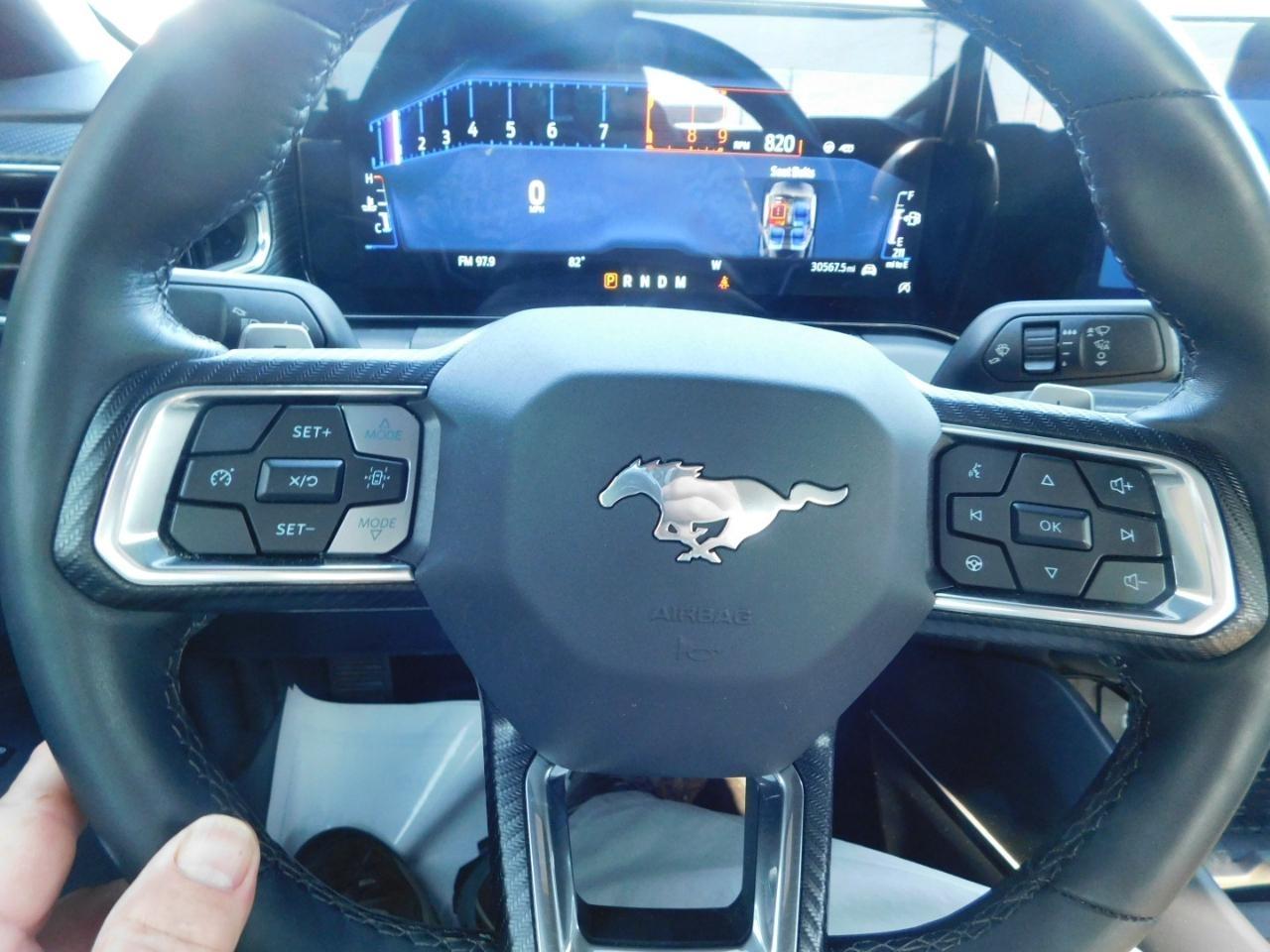 Ford Mustang  2024