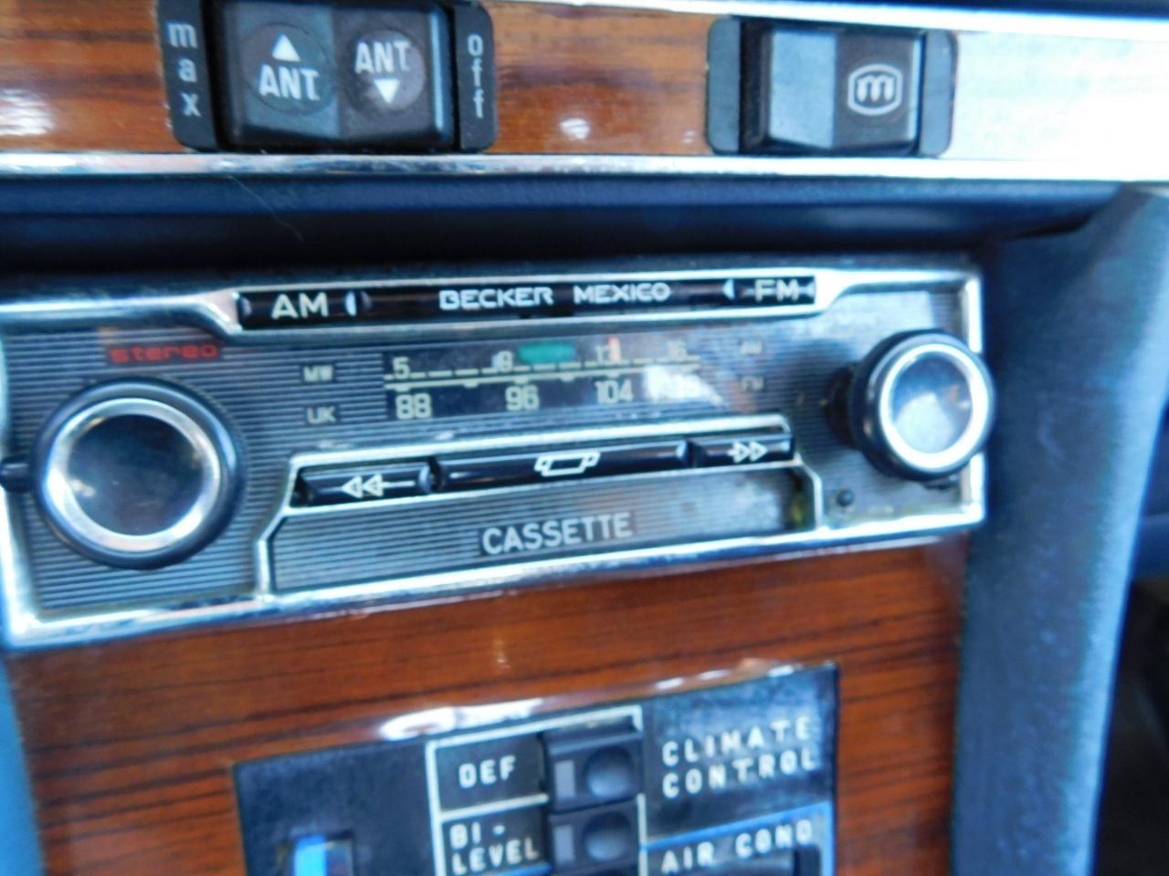 Mercedes-Benz 450 SL  1980