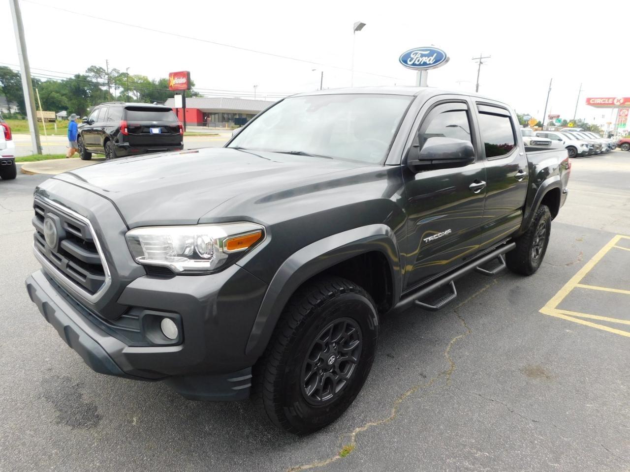 Toyota Tacoma  2018