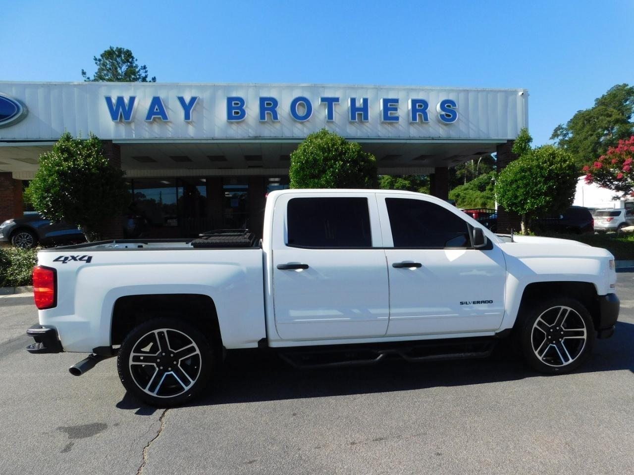 2016 Chevrolet Silverado 1500 4WD CREW CAB 143.5" LT W/