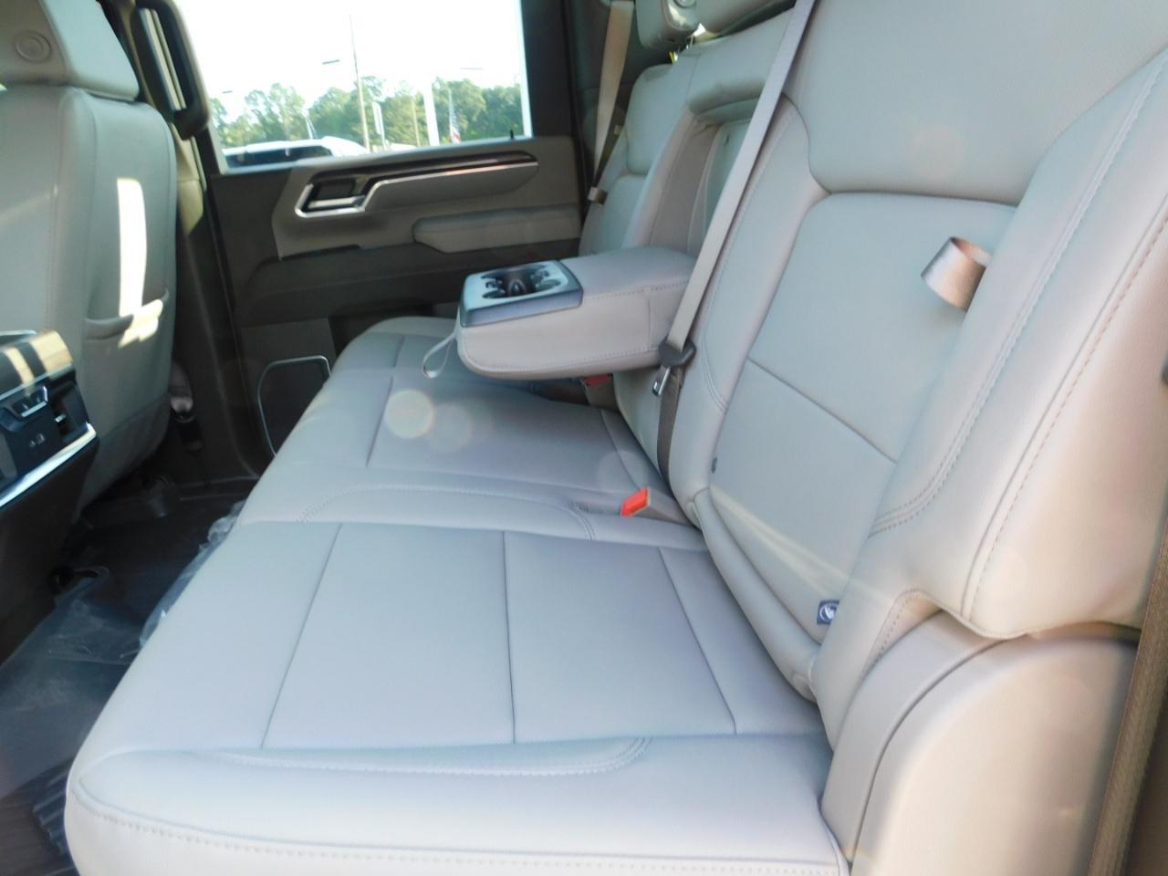 Chevrolet Silverado 2500HD  2026