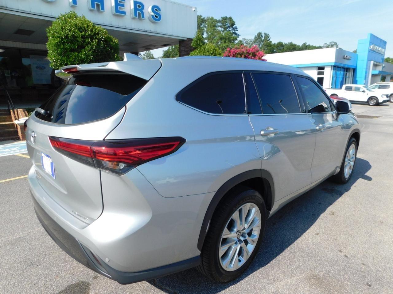 Toyota Highlander  2020