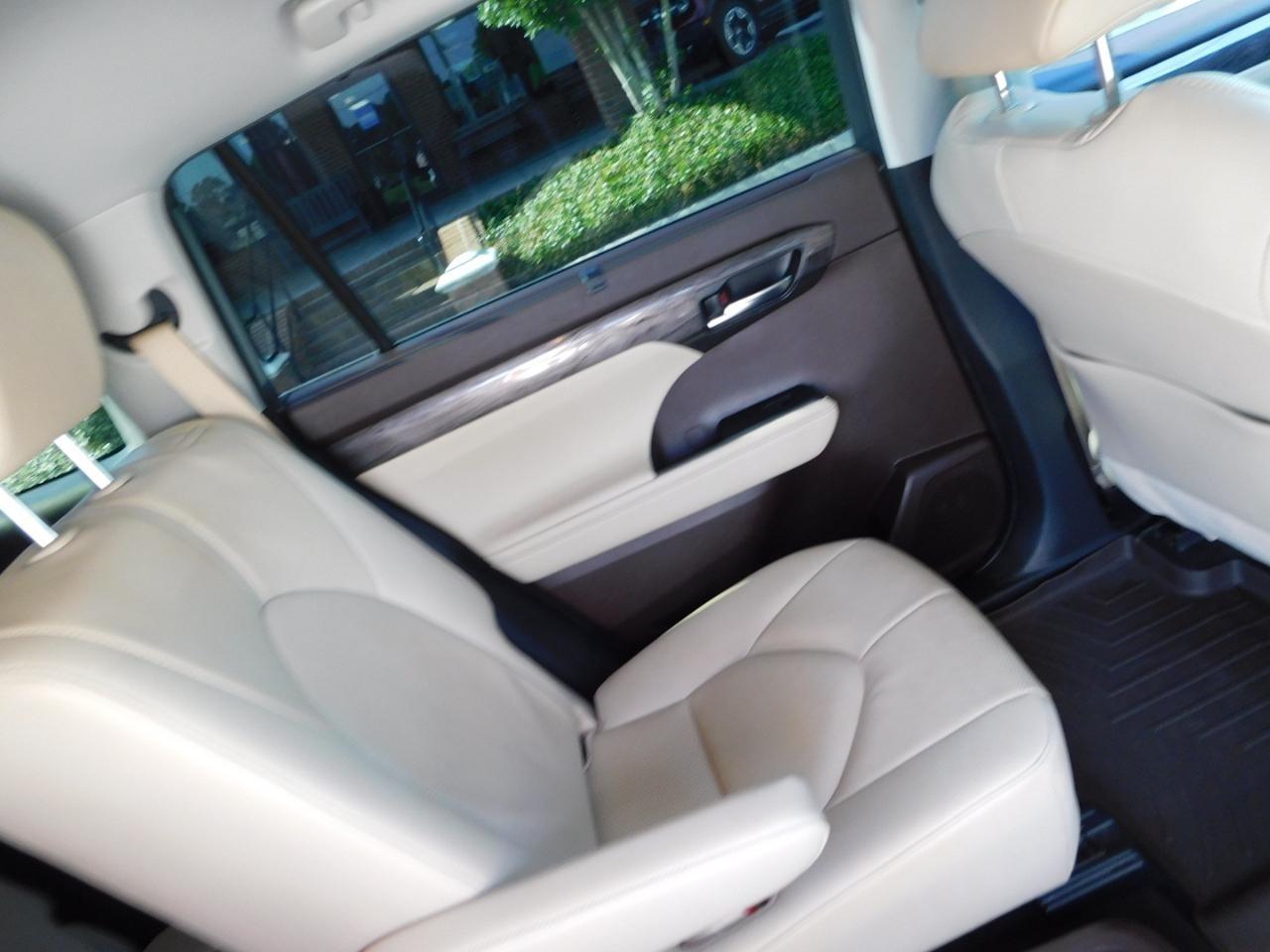Toyota Highlander  2020
