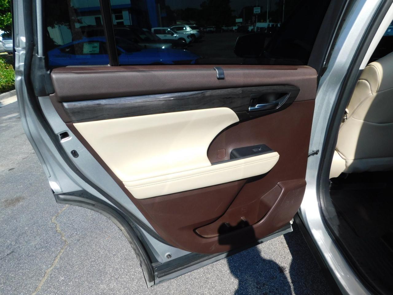Toyota Highlander  2020