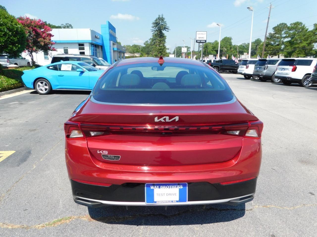 Kia K5  2023