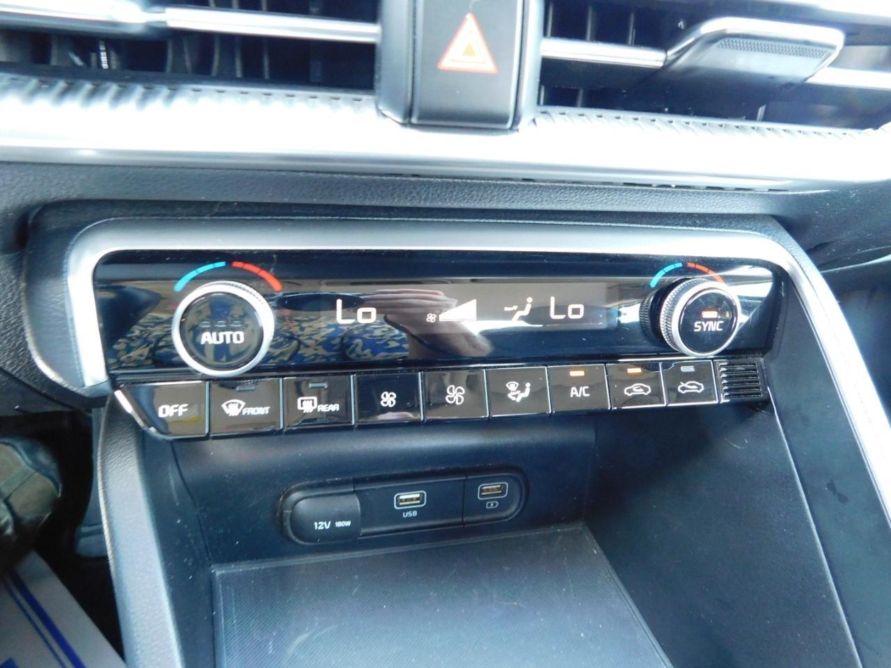 Kia K5  2023