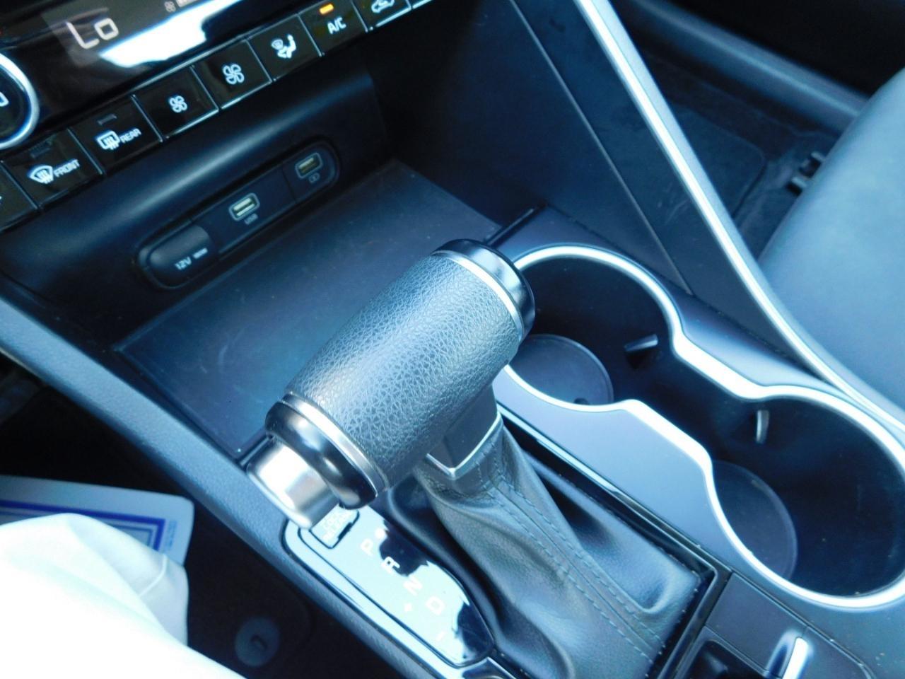 Kia K5  2023