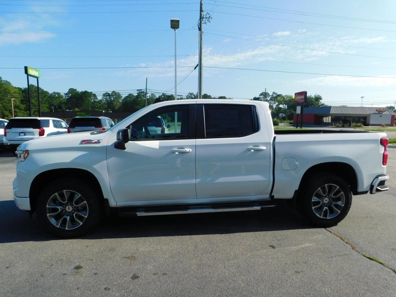 Chevrolet Silverado 1500  2026