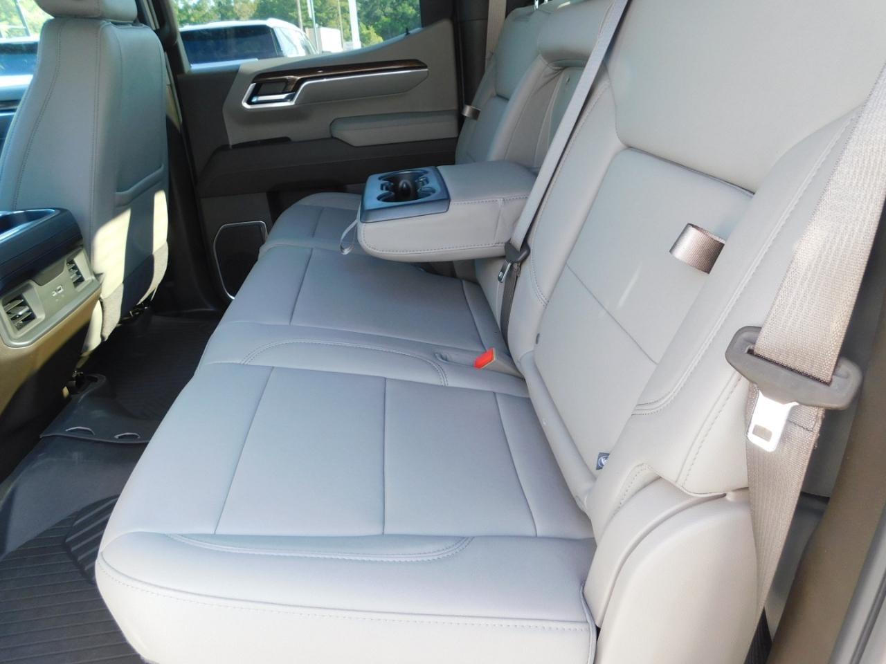 Chevrolet Silverado 1500  2026