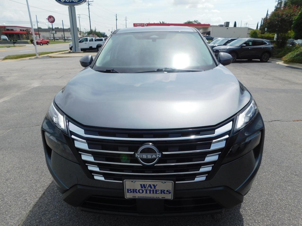 Nissan Rogue  2025