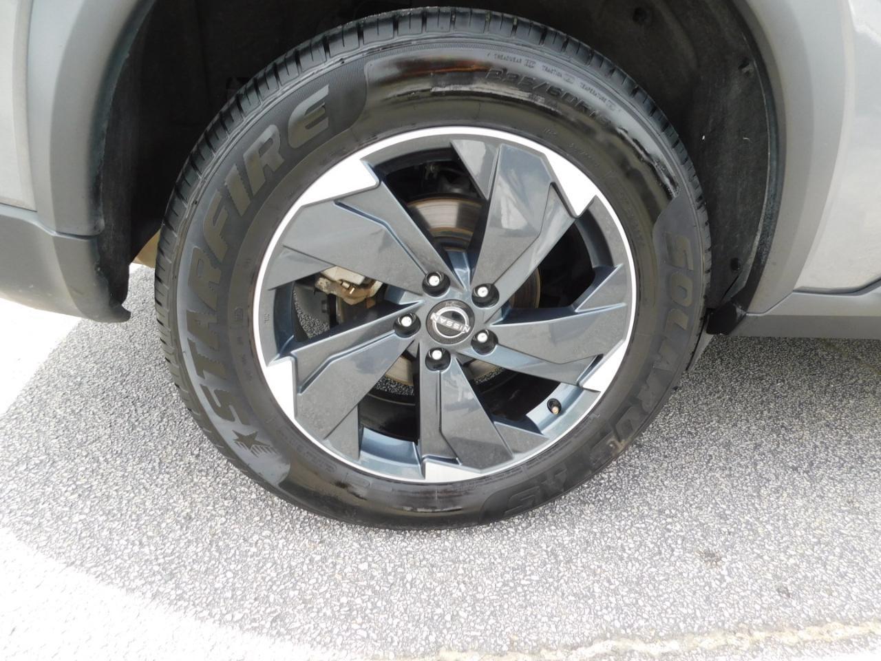 Nissan Rogue  2025