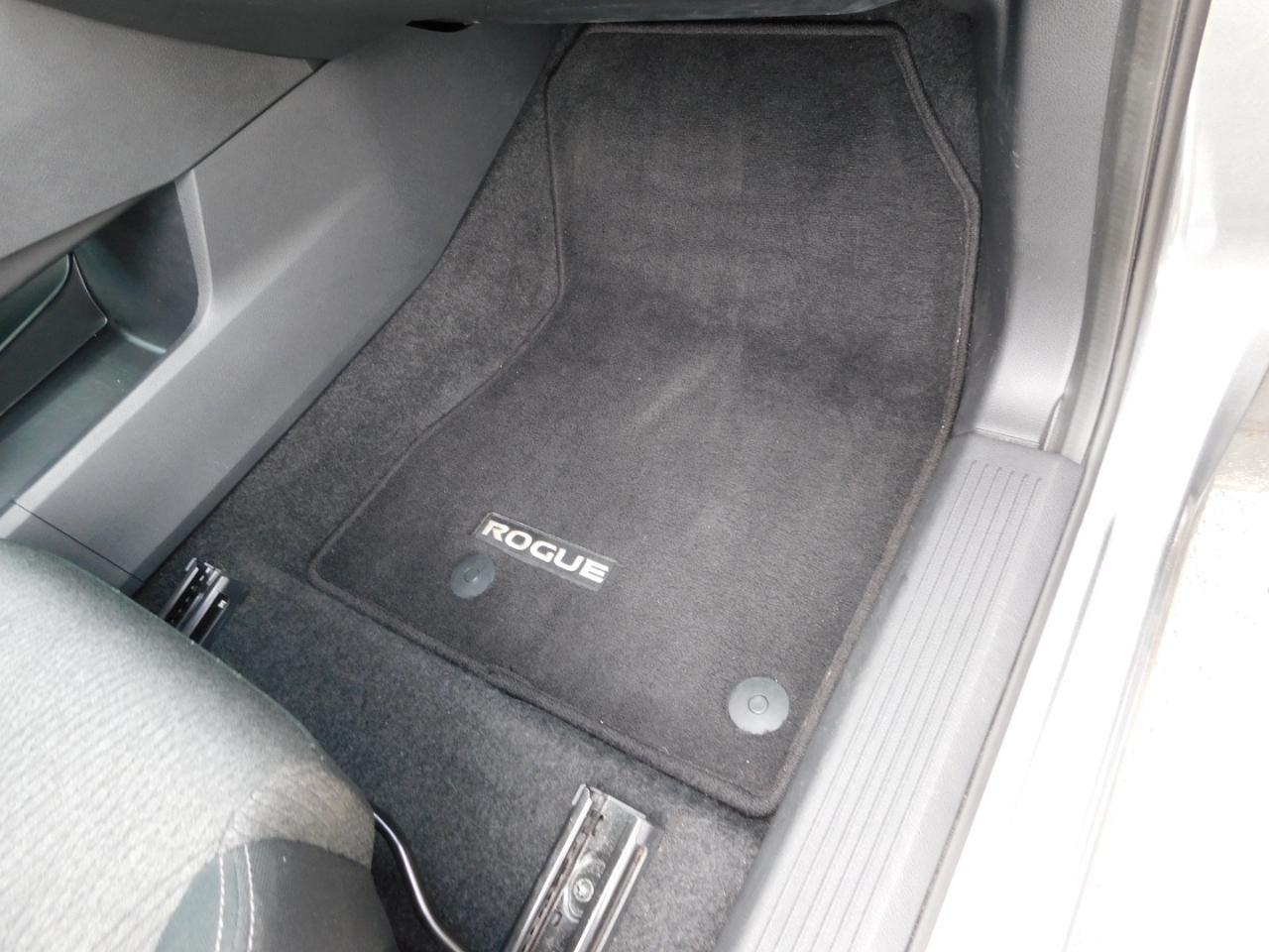 Nissan Rogue  2025