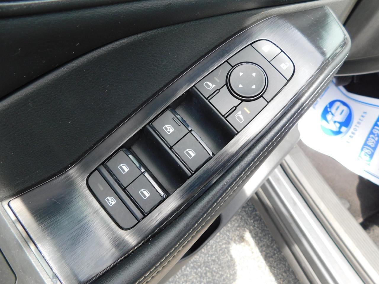 Nissan Rogue  2025