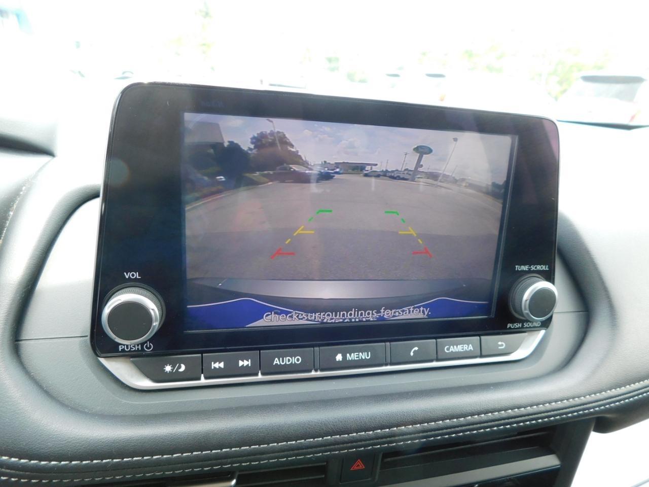 Nissan Rogue  2025