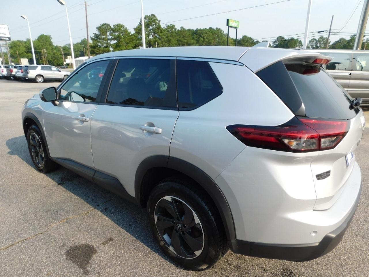 Nissan Rogue  2025