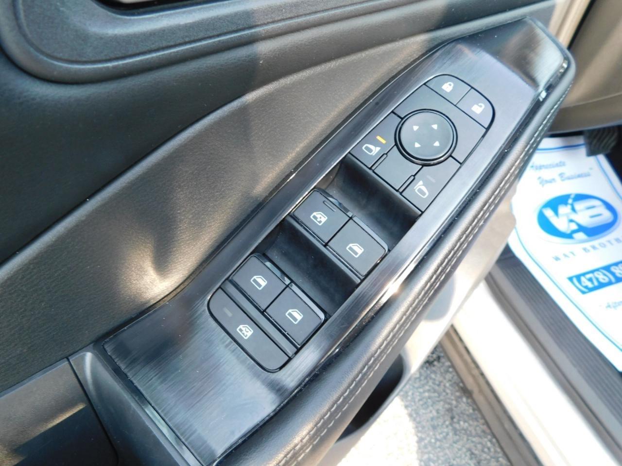 Nissan Rogue  2025