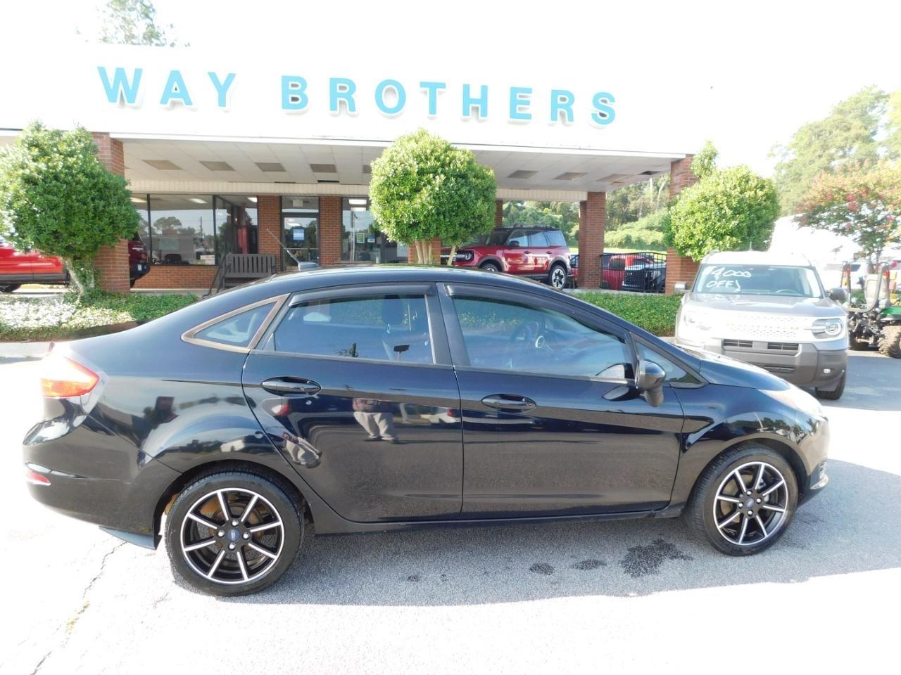 2018 Ford Fiesta SE SEDAN