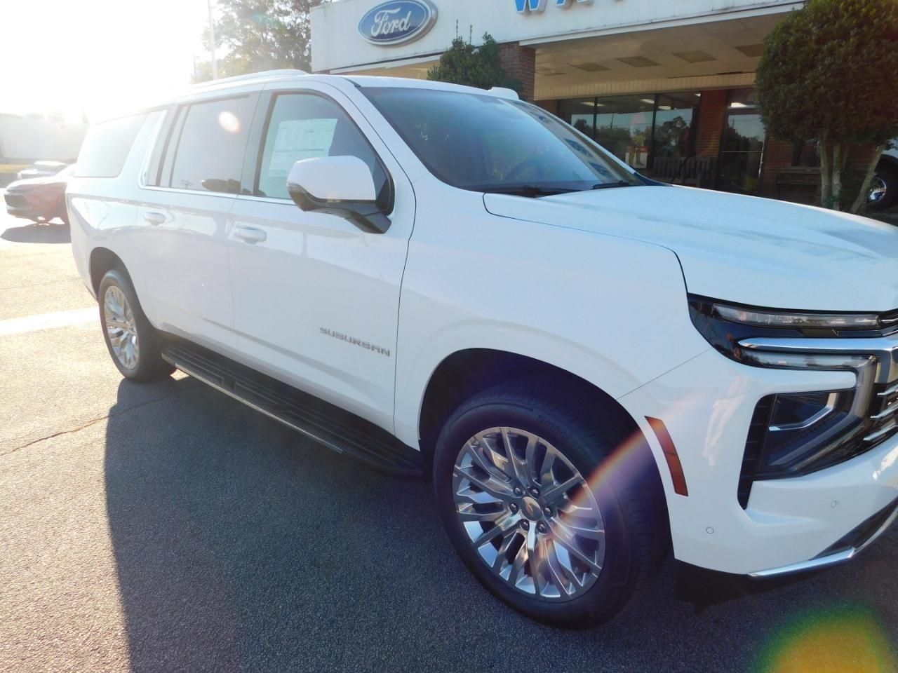 Chevrolet Suburban  2026