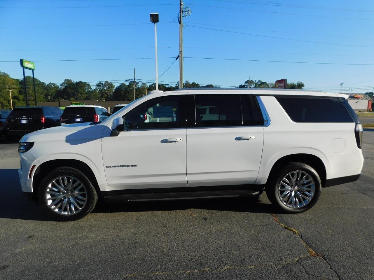 Chevrolet Suburban  2026