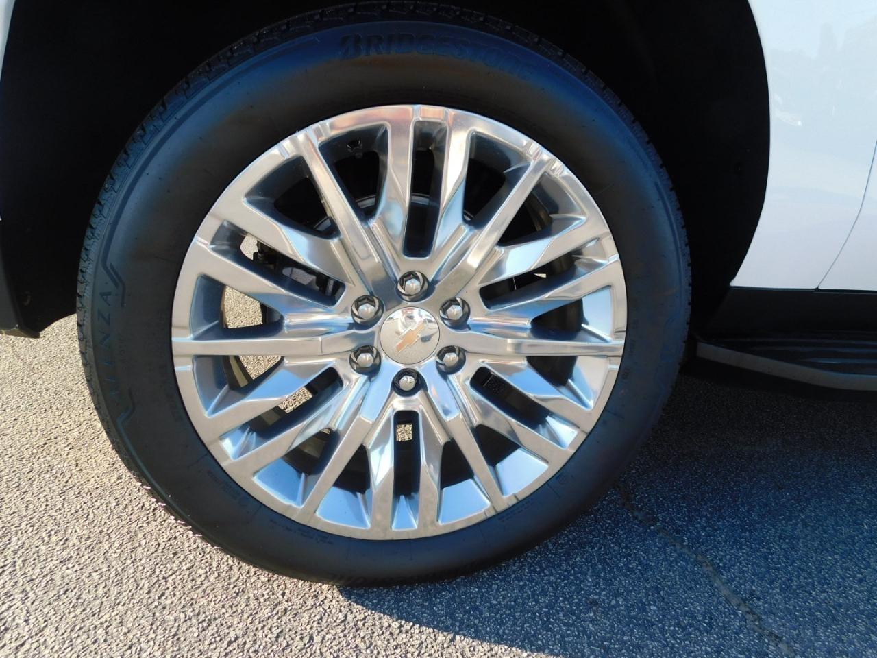 Chevrolet Suburban  2026