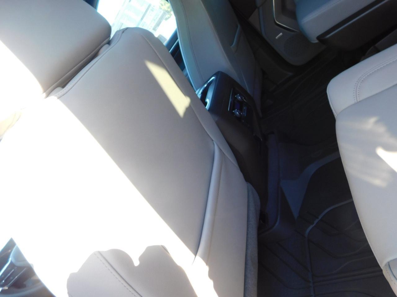 Chevrolet Suburban  2026