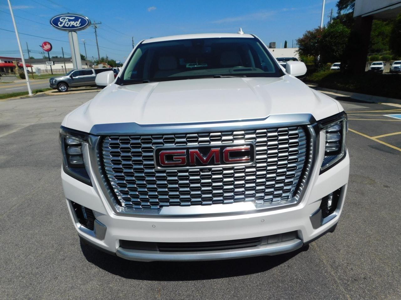 GMC Yukon XL  2021