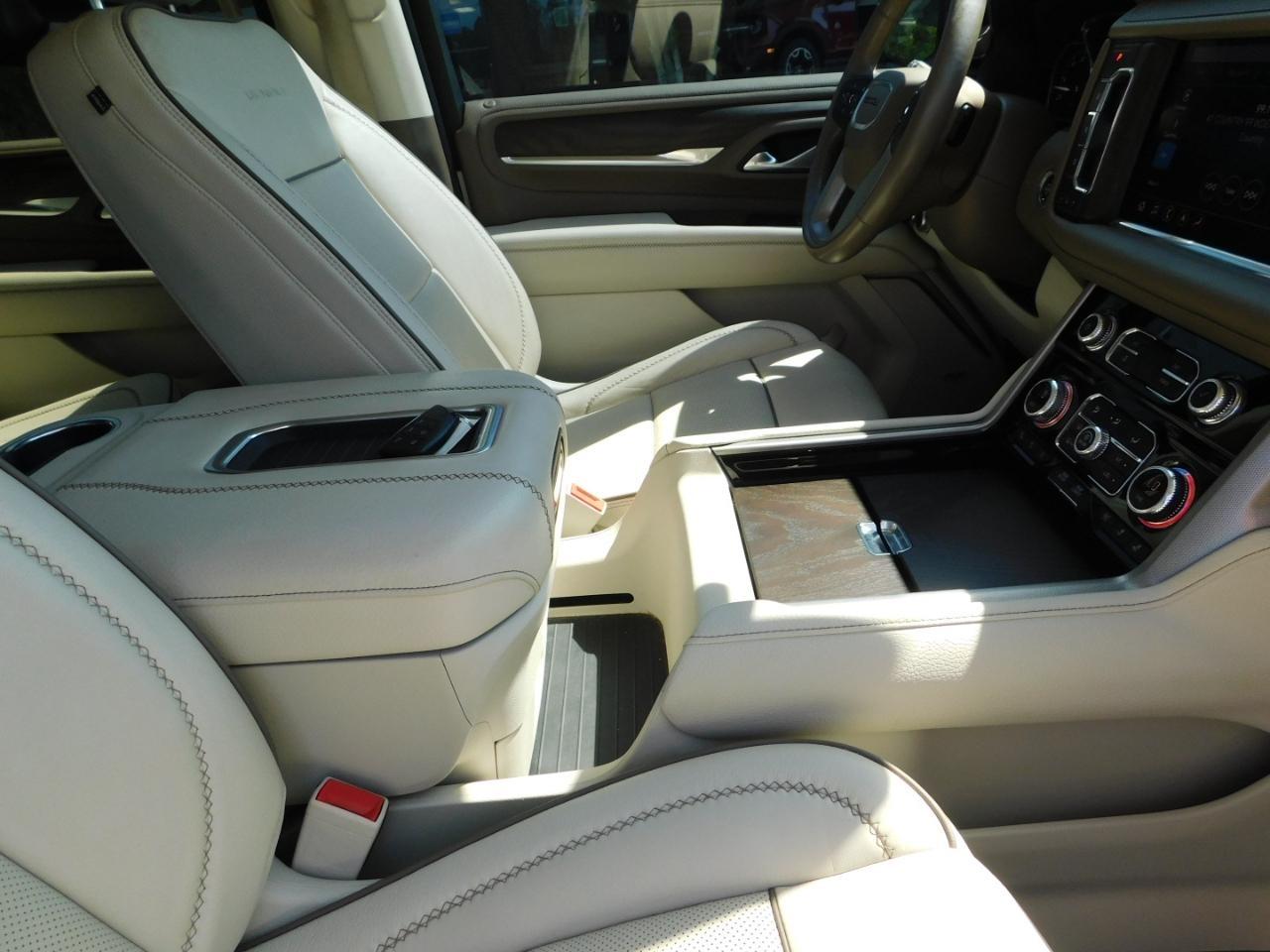 GMC Yukon XL  2021