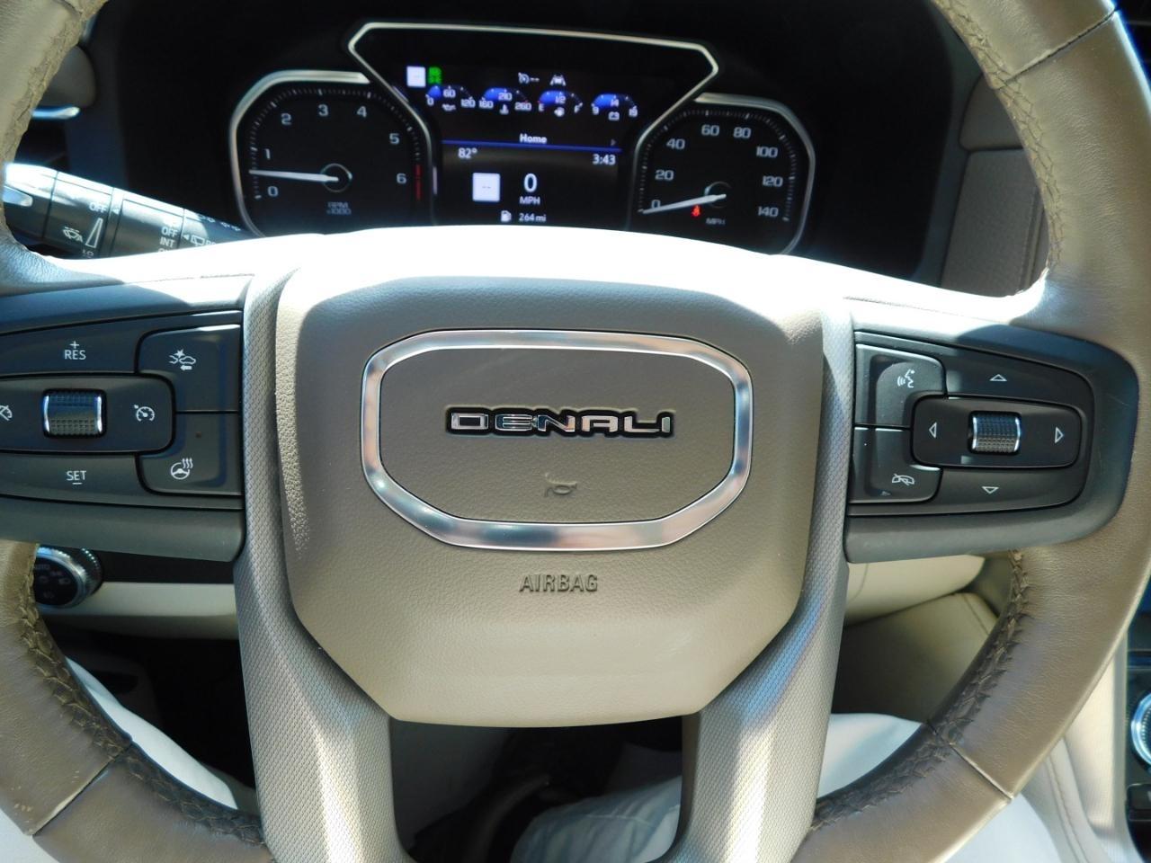 GMC Yukon XL  2021