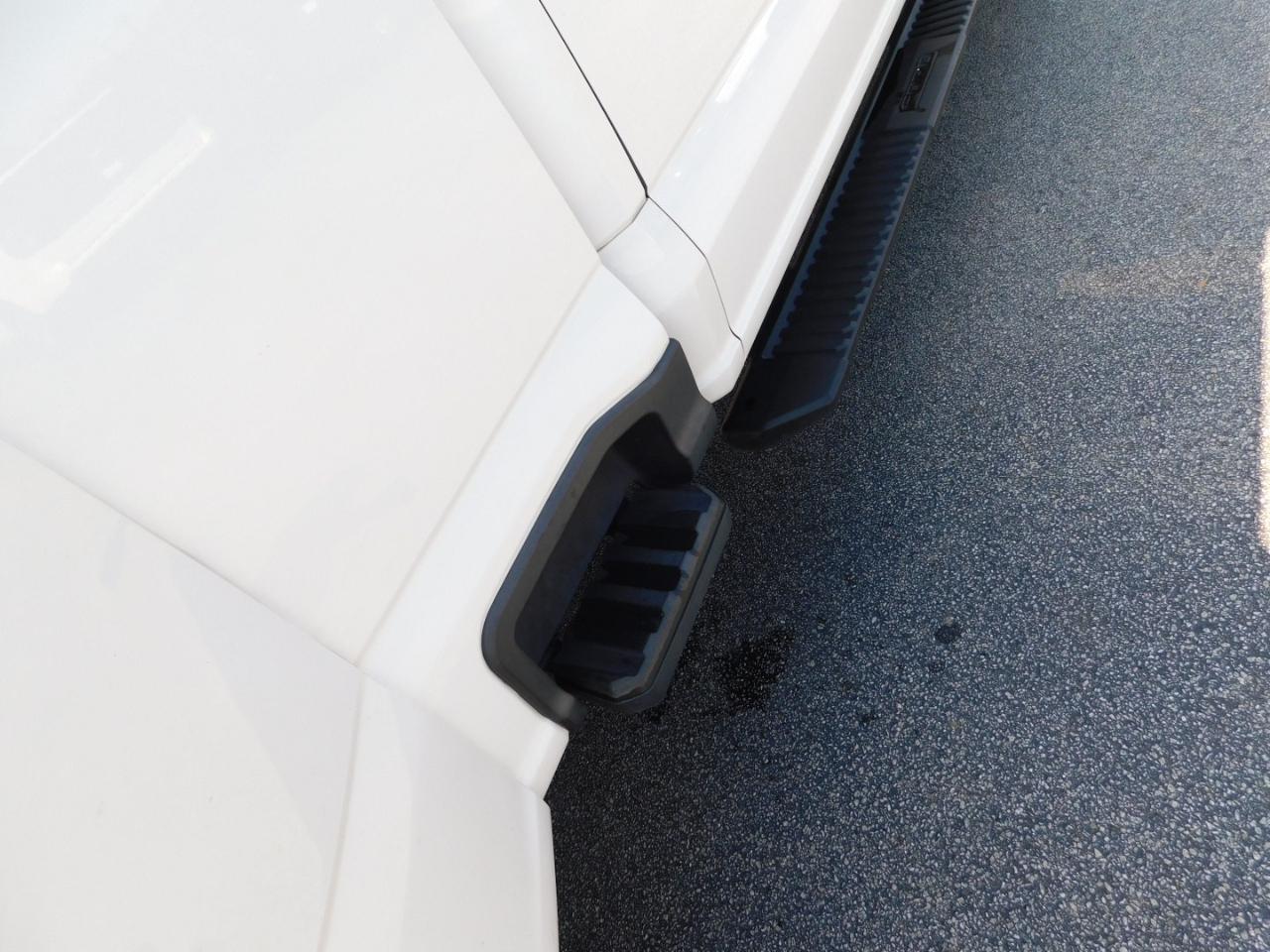 Ford Super Duty F-350 DRW  2023