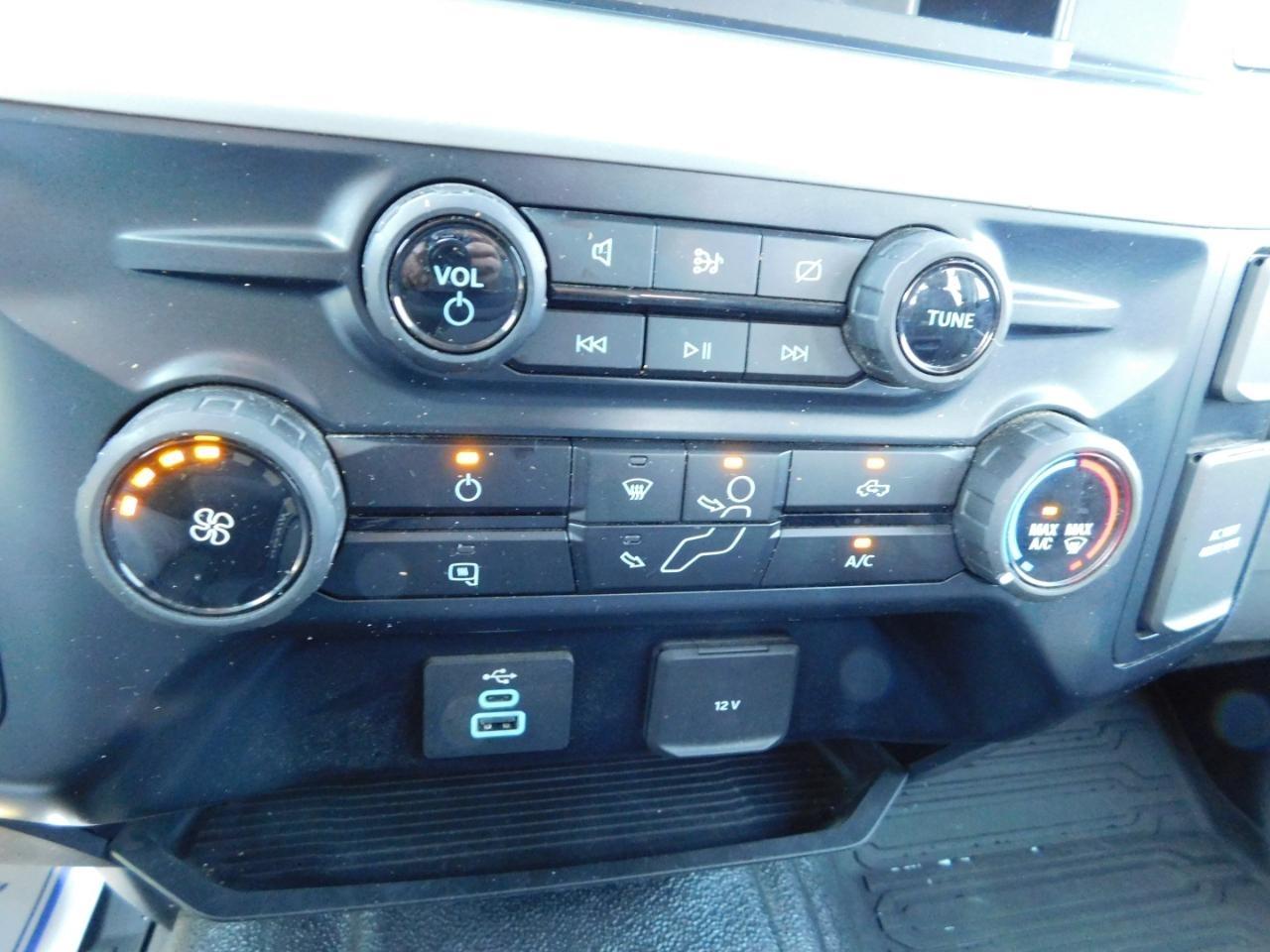 Ford Super Duty F-350 DRW  2023