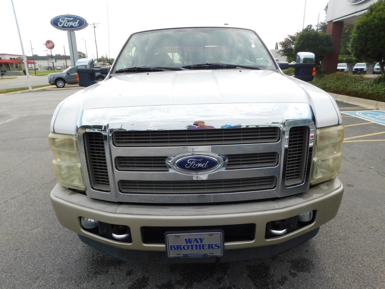 Ford Super Duty F-250 SRW  2010