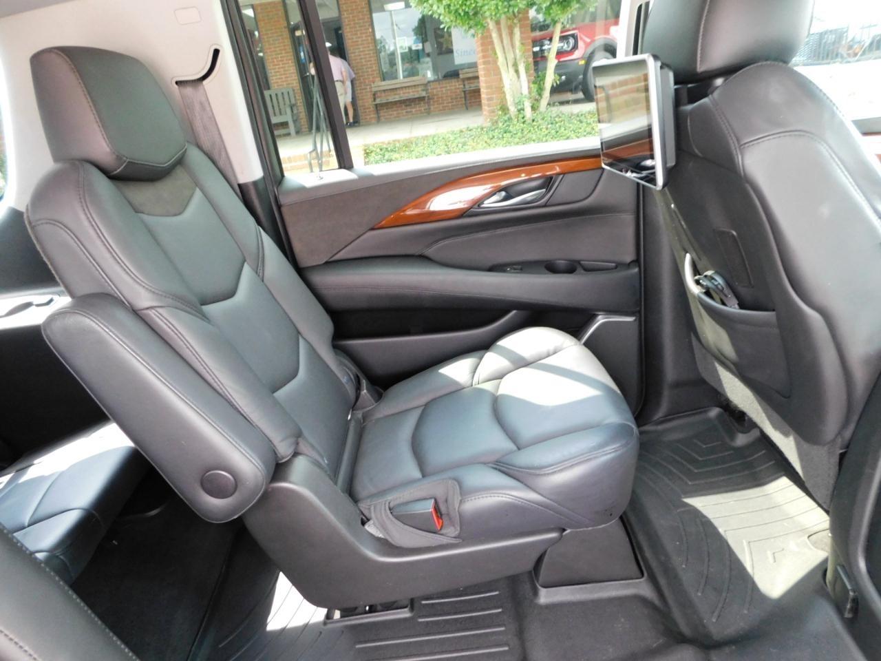 Cadillac Escalade ESV  2018