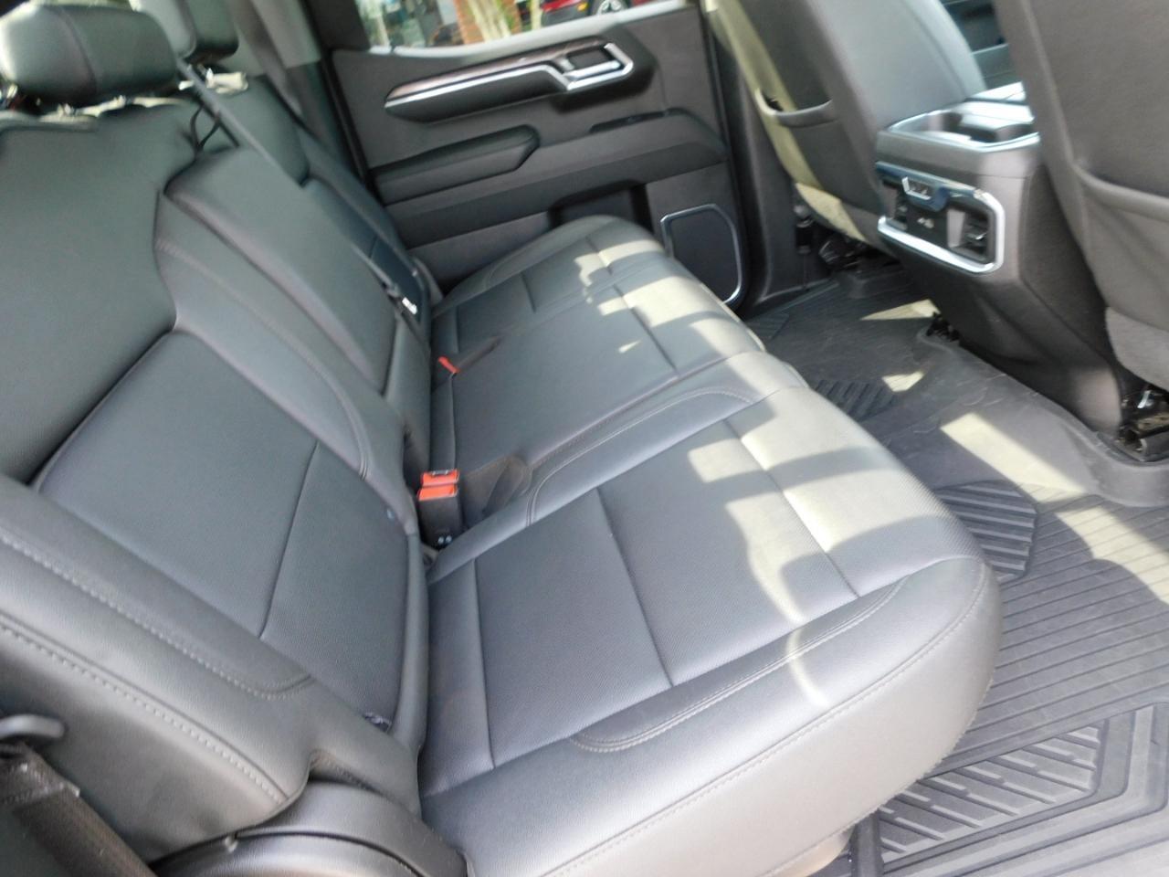 Chevrolet Silverado 1500  2023