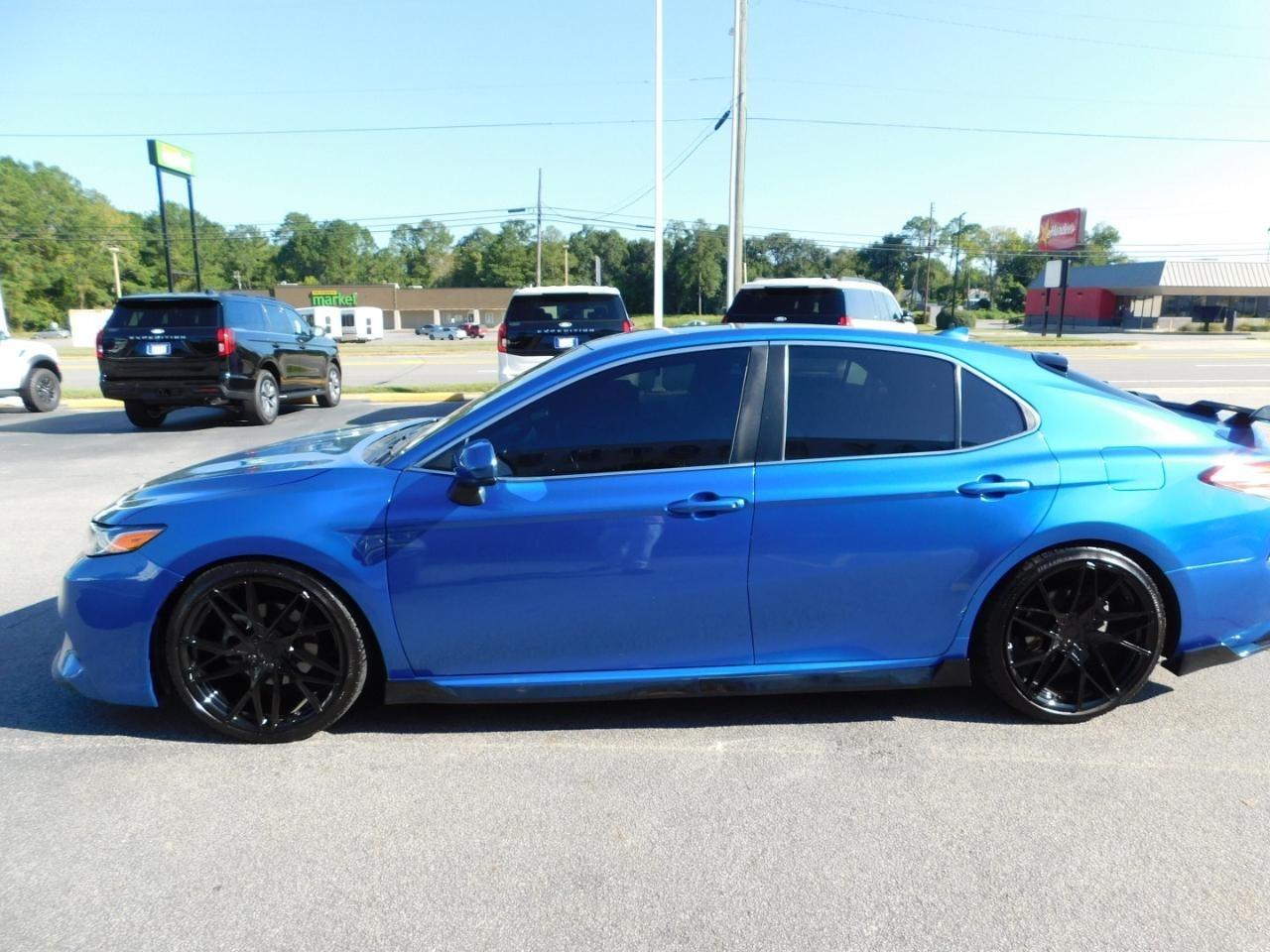 Toyota Camry  2019