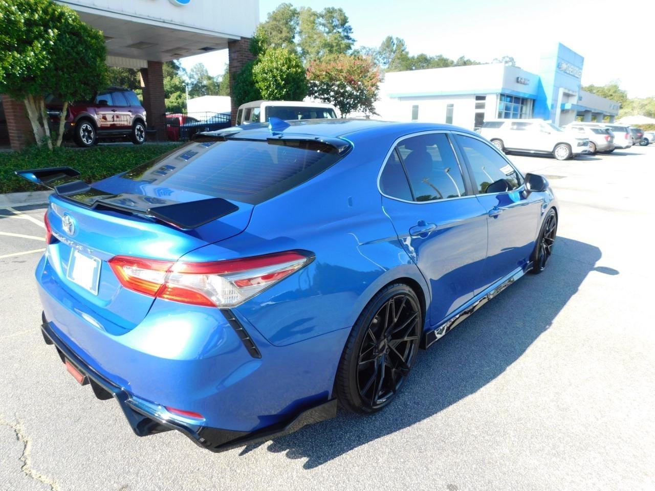 Toyota Camry  2019