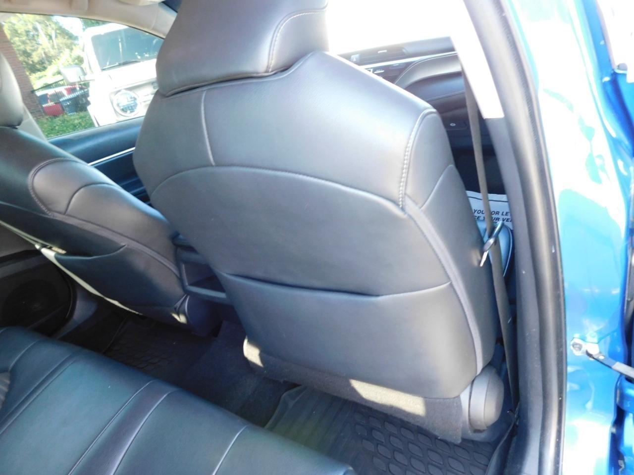 Toyota Camry  2019