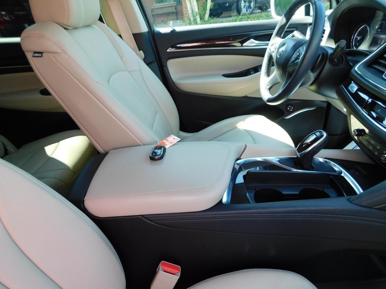 Buick Enclave  2020
