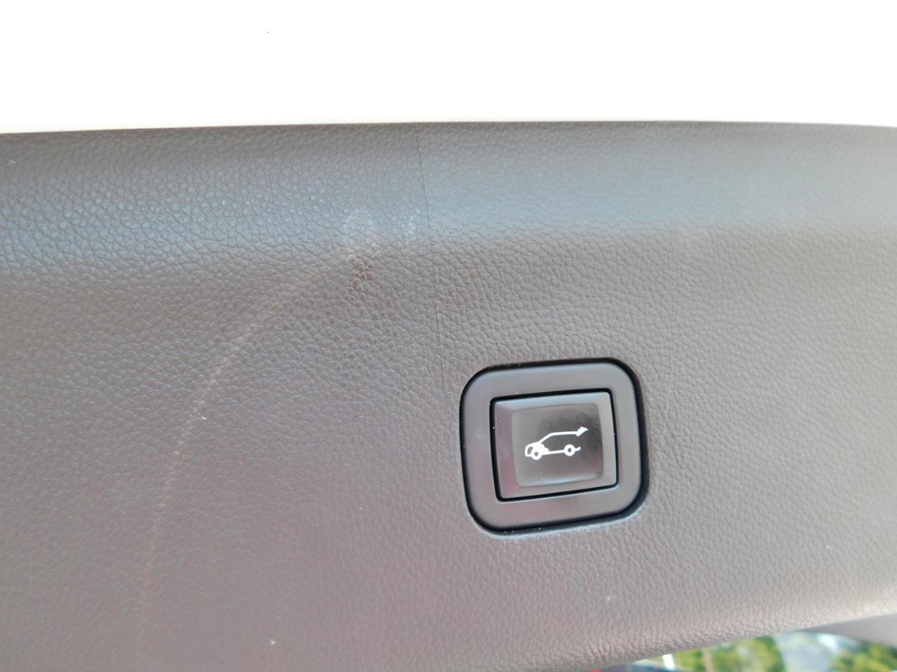 Buick Enclave  2020