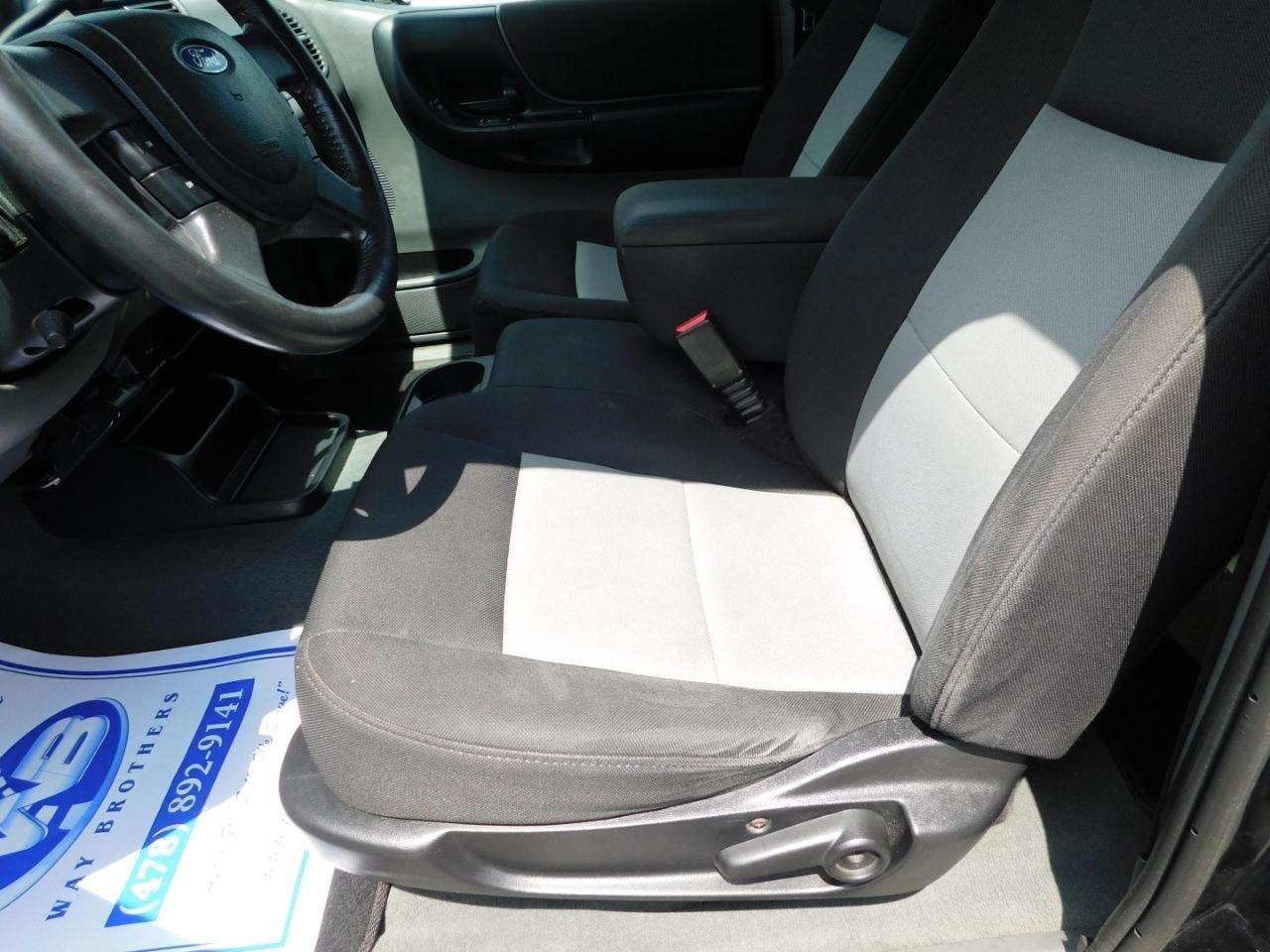 Ford Ranger  2004