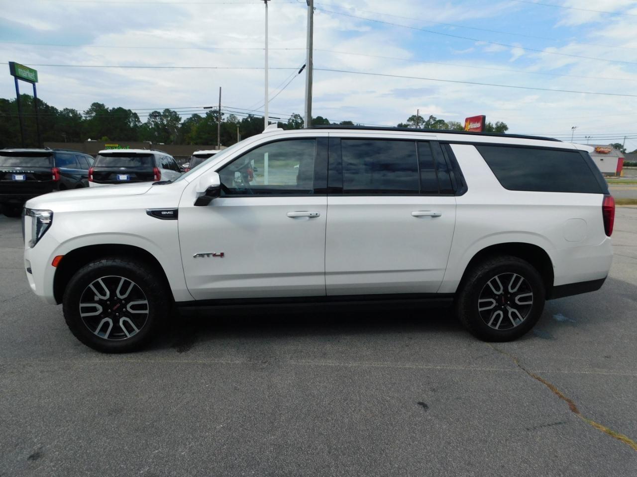 GMC Yukon XL  2023