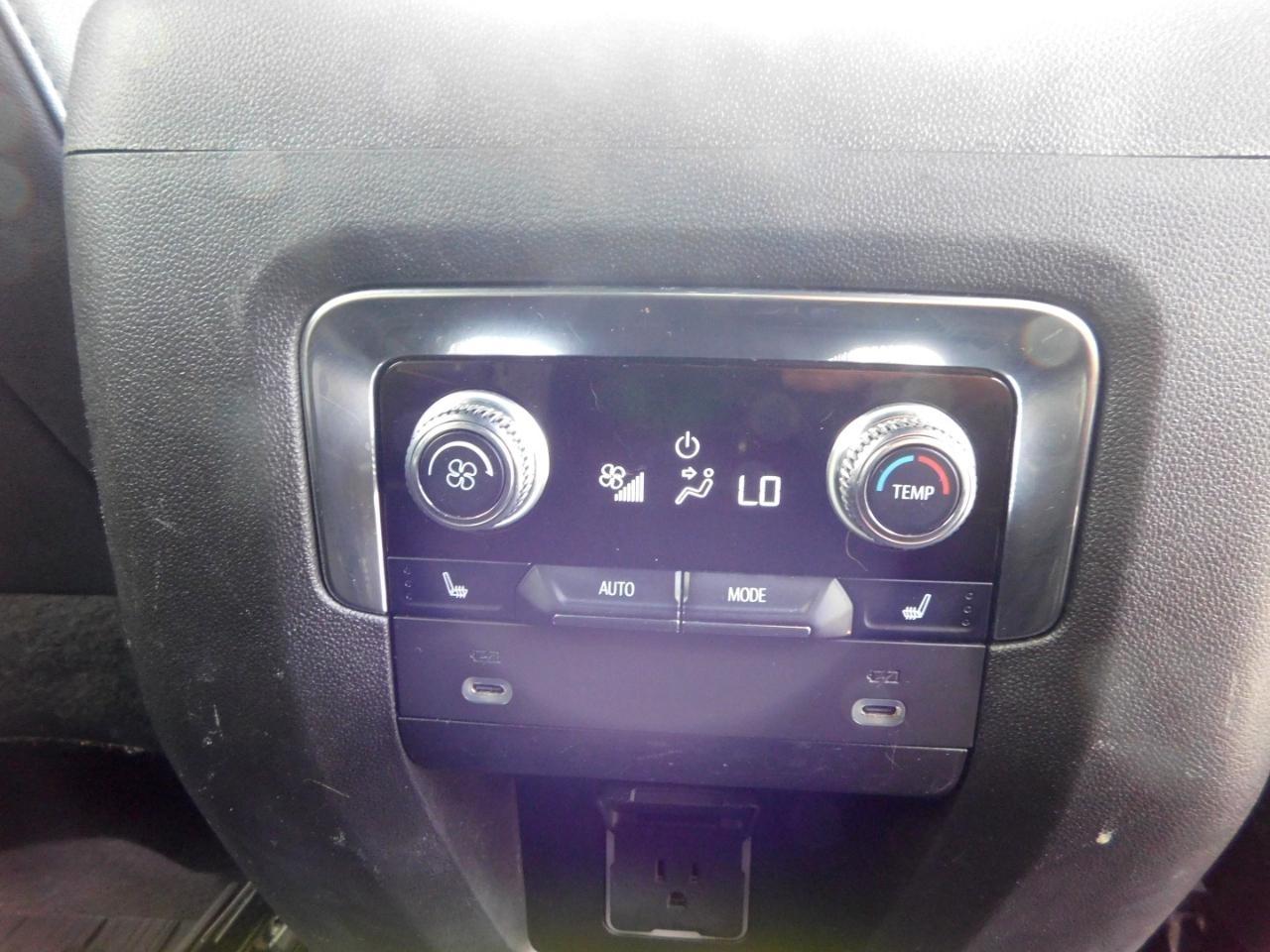 GMC Yukon XL  2023