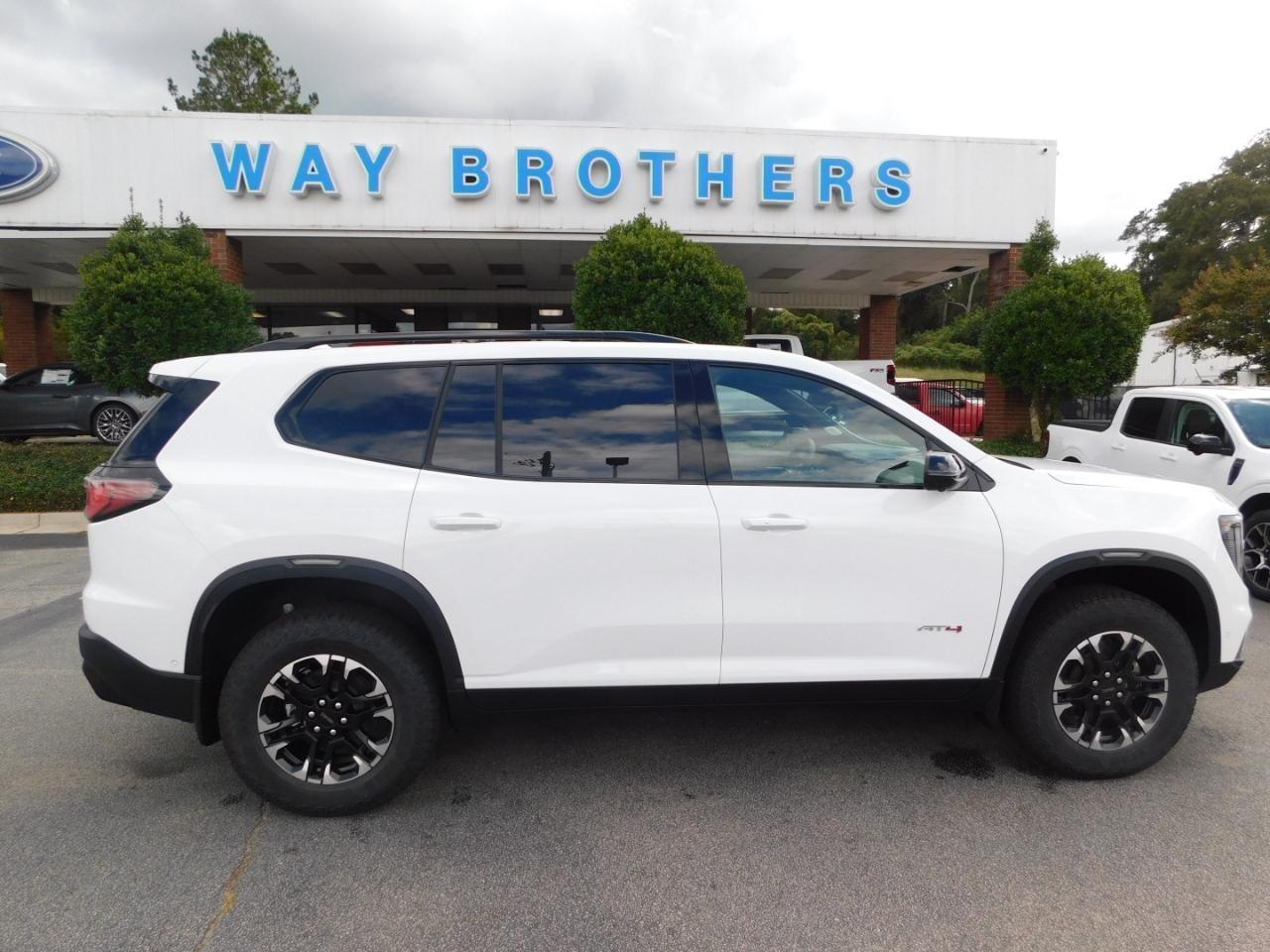 2027 GMC Acadia AWD 4DR AT4